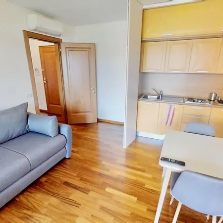 Apartment Triestevillas Lazzaretto Marina, Sea View W/ Terrace & Parking Space